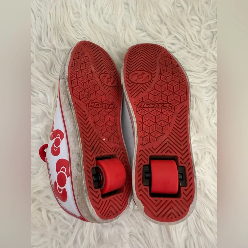 Sanrio Hello Kitty Heelys